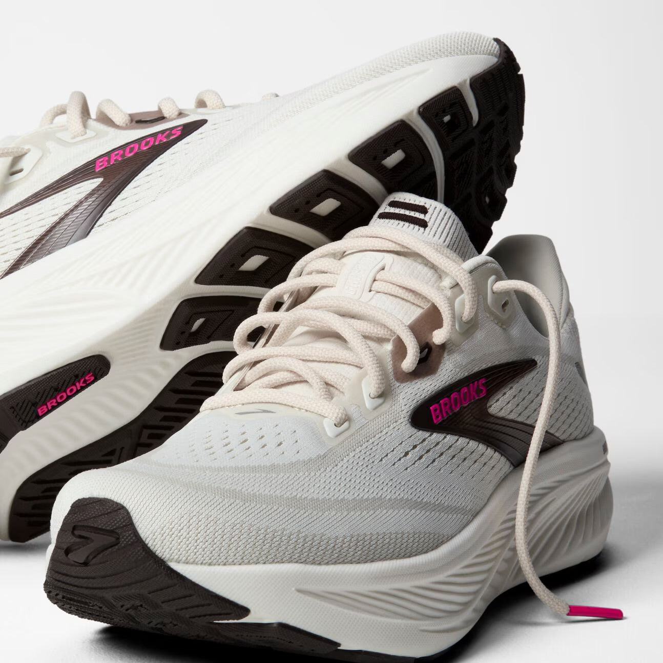 Women’s Brooks Ghost 18