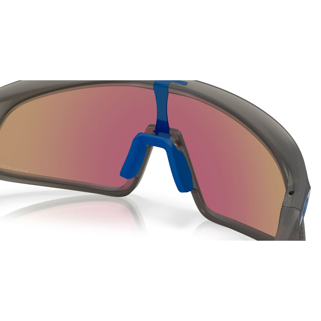 Oakley RSLV Matte Grey Smoke Prizm Sapphire