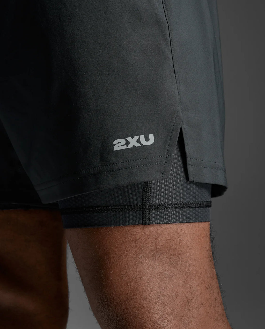 2XU AERO MESH 2-IN-1 5 INCH SHORT Men’s