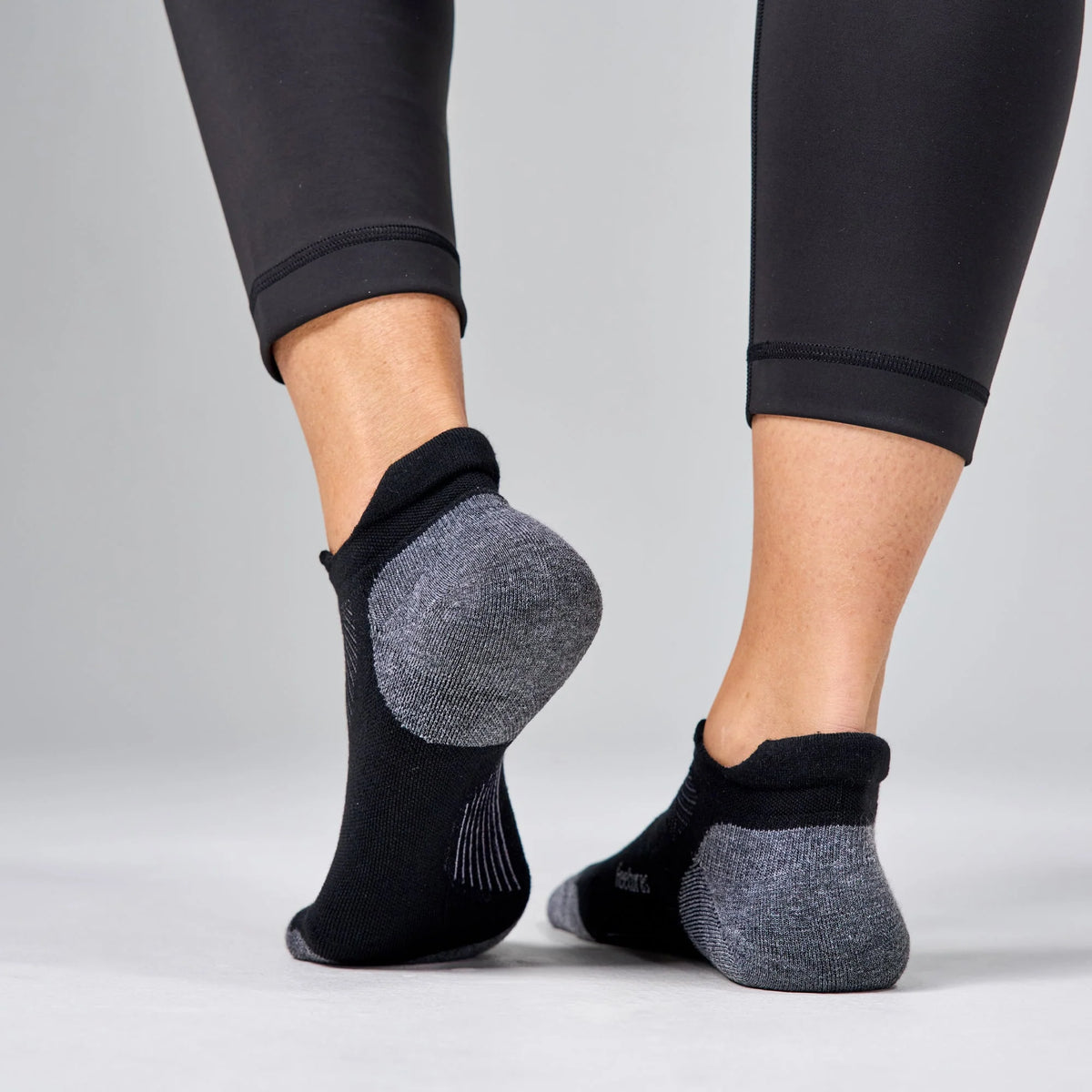Feetures ELITE Max Cushion Tab No Show