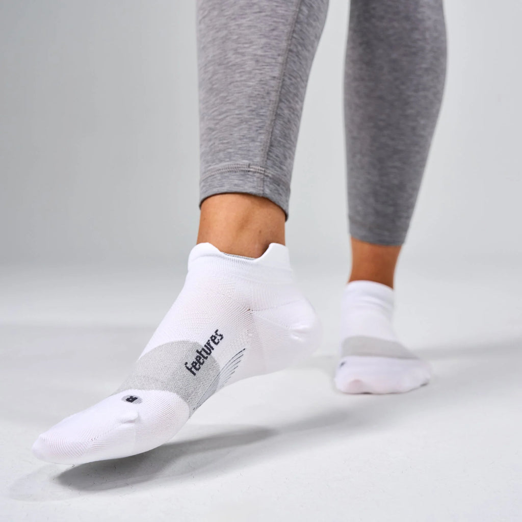 Feetures ELITE Ultra Light Tab No Show